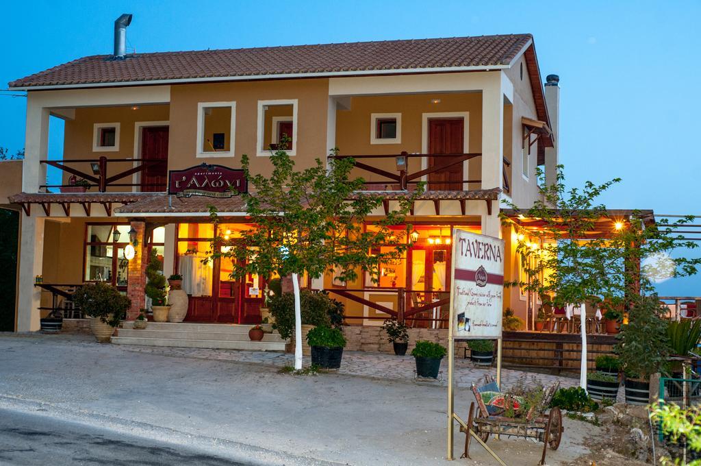 T'Aloni Hotel Chortáta Екстериор снимка